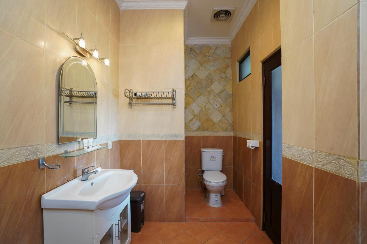 Oyo 2321 Griya Shanti Homestay Ketewel Exteriör bild
