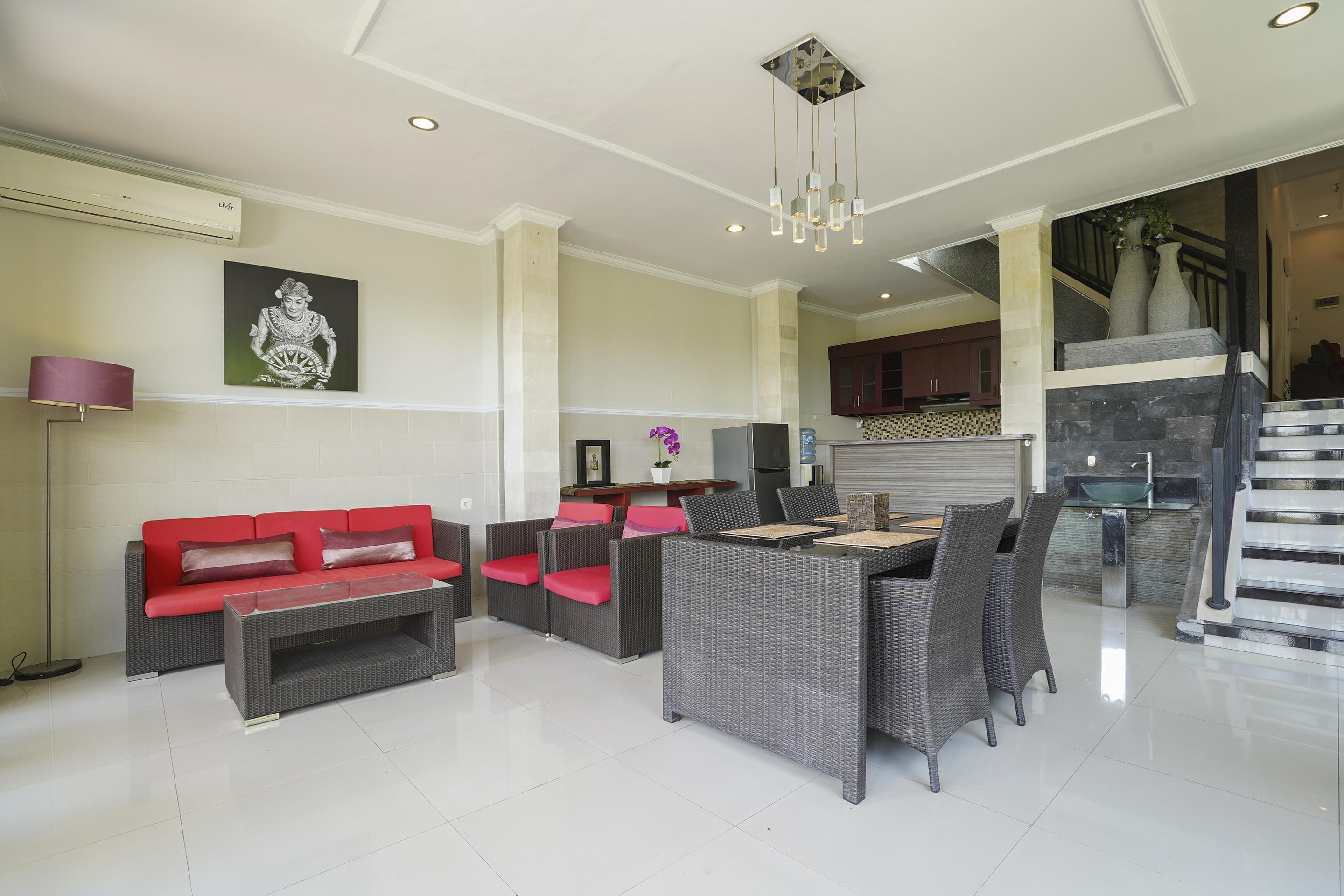 Oyo 2321 Griya Shanti Homestay Ketewel Exteriör bild