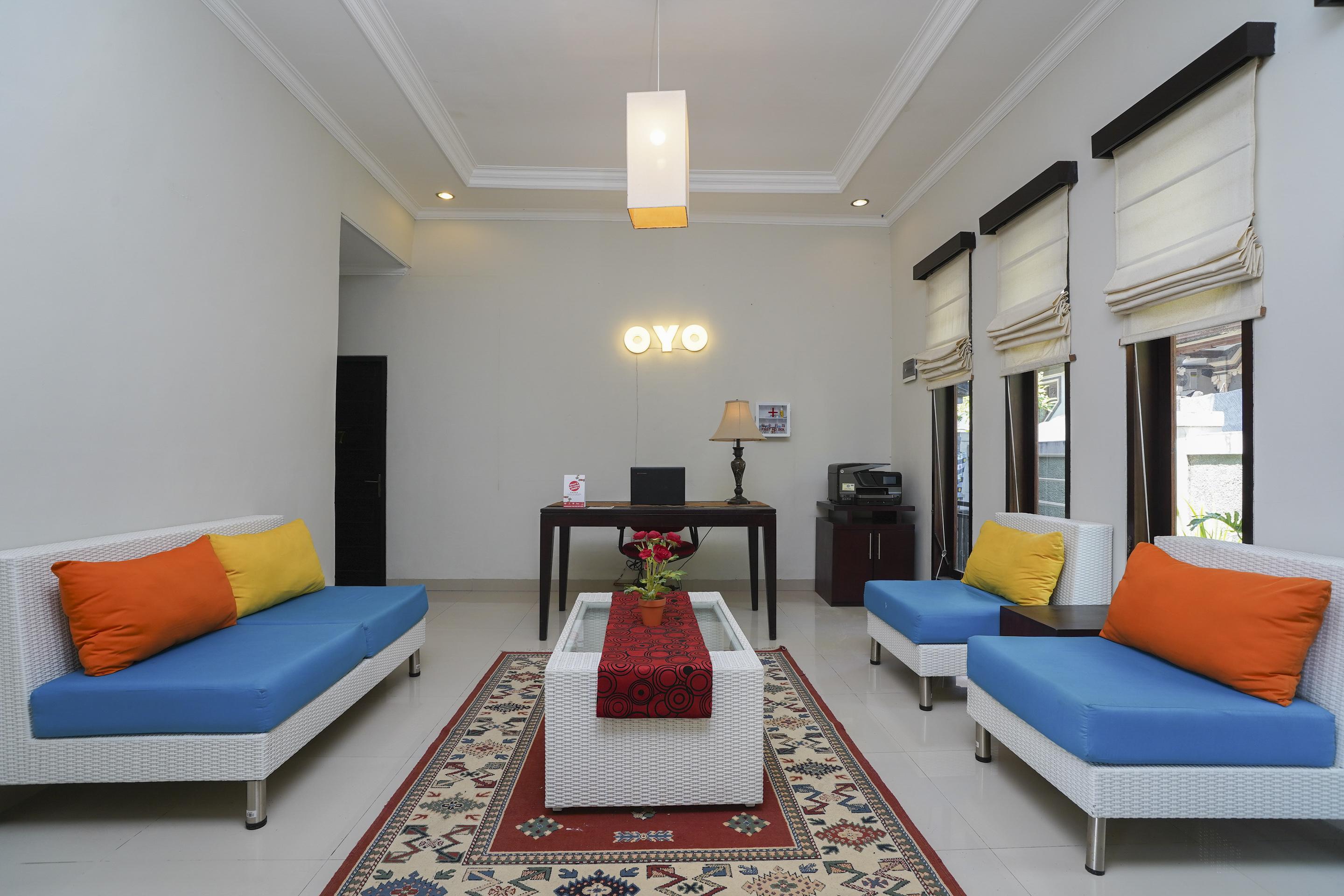 Oyo 2321 Griya Shanti Homestay Ketewel Exteriör bild